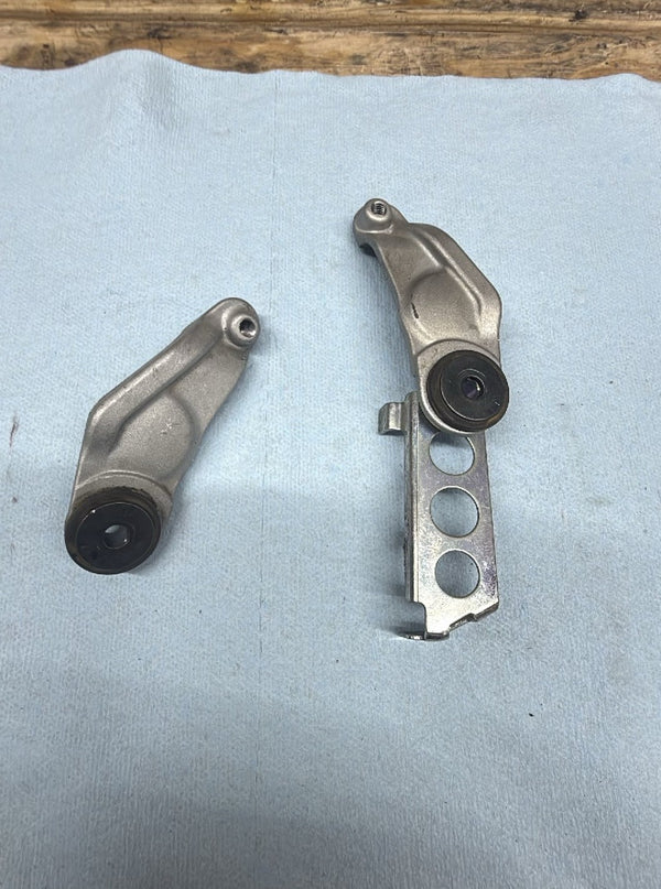 2006-2007 OEM YAMAHA YZF R6 - FUEL TANK CELL RESERVOIR BRACKET MOUNTS