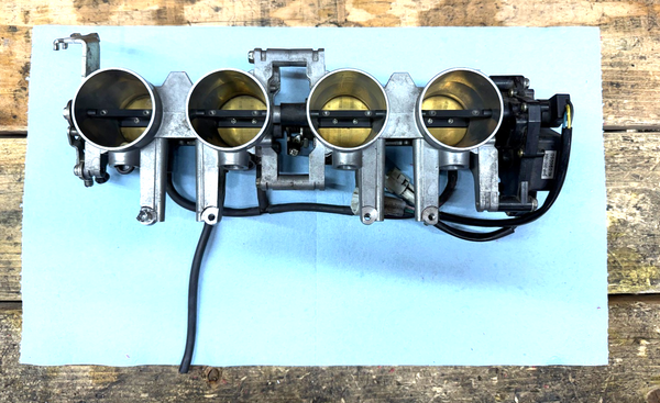 2005-2006 OEM SUZUKI GSX-R1000 GSX-R GSXR 1000 THROTTLE BODIES BODY