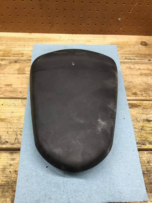 2005-2006 OEM SUZUKI GSXR 1000 REAR PASSENGER SEAT PILLON