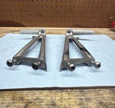 2008-2016 OEM YAMAHA YZF R6 - PASSENGER PEGS FOOT REST RIGHT AND LEFT