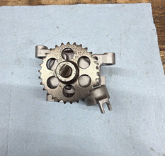 2008-2016 OEM YAMAHA YZF R6 - OIL PUMP ENGINE MOTOR PUMP