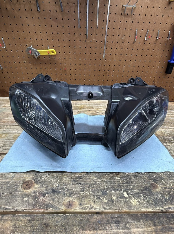 2008-2016 OEM YAMAHA YZF R6 - HEADLIGHT FRONT LIGHTS