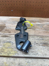 1999-2007 OEM SUZUKI GSXR 1300 HAYABUSA TRIPLE TREE TOP HANDLEBAR MOUNT