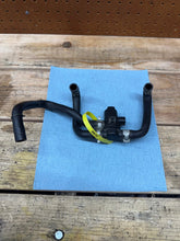 2008-20SUZUKI HAYABUSA OEM AIR VALVE SOLENOID TOP ENGINE SWITCH SENSOR