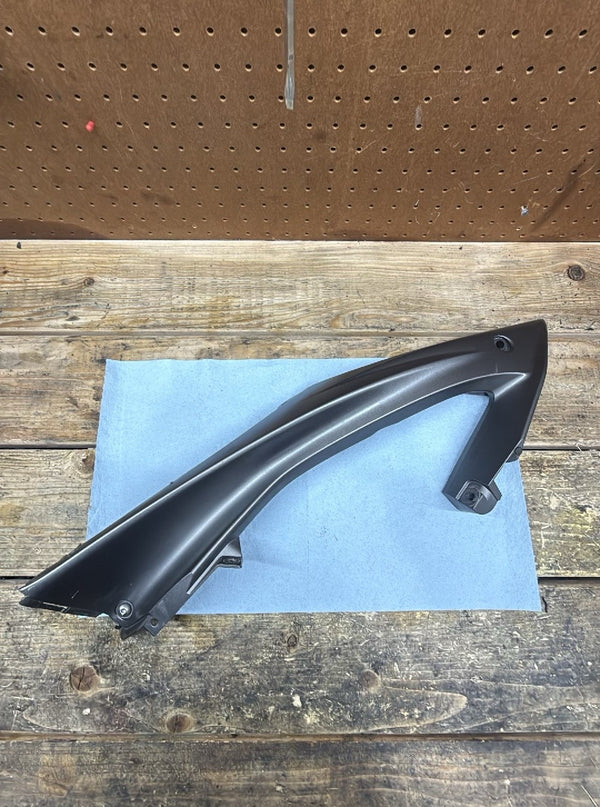 2008-2016 YAMAHA YZF R6 - LEFT FRONT UPPER MID SIDE FAIRING COWL
