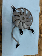 2017-2020 OEM YAMAHA YZF R6 RIGHT ENGINE RADIATOR COOLING FAN MOTOR