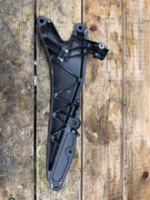 2006-2007 OEM SUZUKI GSXR 600 GSXR 750 RIGHT SIDE SUBFRAME SUB FRAME SIDE