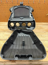 2008-2012 OEM SUZUKI HAYABUSA 1300 AIRBOX AIR INTAKE FILTER BOX *COMPLETE*