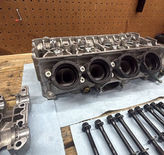 2006-2007 OEM SUZUKI GSXR 750 - CYLINDER HEAD ENGINE MOTOR TOP VALVES