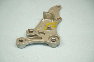 006-2007 SUZUKI GSX-R600/750 FRONT RIGHT FOOTREST BRACKET