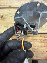 2006-2007 GSXR 600/750 OEM FUEL PUMP BRACKET & WIRING