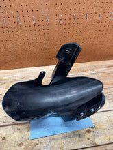 2006-2007 SUZUKI GSXR 600 750 OEM FRONT WHEEL FENDER COWL FAIRING