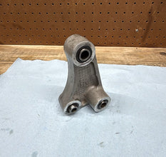 2006-2007 OEM YAMAHA YZF R6 - REAR DOGBONE SUSPENSION