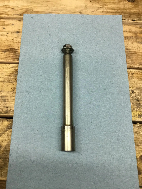 2005-2005 OEM SUZUKI GSXR1000 OEM FRONT WHEEL RIM AXLE PIVOT BOLT