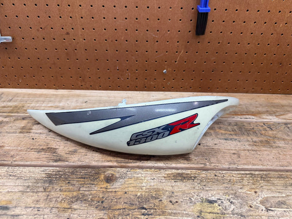 2008-20 SUZUKI HAYABUSA LEFT SIDE REAR BACK TAIL FAIRING COWL SHROUD BLINKER