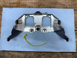 2006-2007 OEM SUZUKI GSXR 600/750 FUEL GAS TANK BRACKET MOUNT
