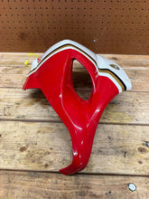 2005-2006 SUZUKI GSXR FRONT LEFT NOSE FAIRING WITH BLINKER