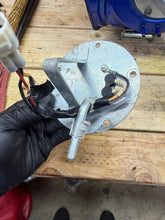 2006-2007 GSXR 600/750 OEM FUEL PUMP BRACKET & WIRING