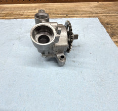 2008-2016 OEM YAMAHA YZF R6 - OIL PUMP ENGINE MOTOR PUMP