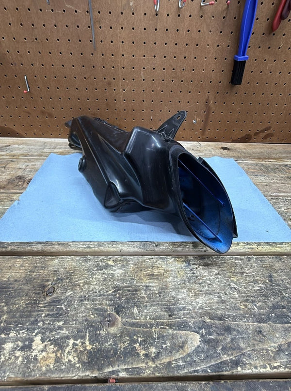 2009-2016 OEM SUZUKI GSX-R1000 - RIGHT AIR DUCT AIR DUCT 94420-47H0