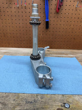 2008-2018 OEM SUZUKI GSX1300R HAYABUSA LOWER TRIPLE TREE CLAMP FORKS