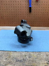 99-07 OEM GSX1300R HAYABUSA FRONT UPPER TRIPLE TREE CLAMP & HOLDER