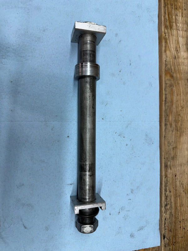 2017-2020 YZF R6R OEM REAR AXLE / ADJUSTERS / SPACER