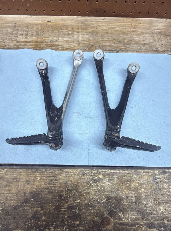 2008-2011 OEM HONDA CBR1000RR - PASSENGER PEGS BRACKET SET PAIR