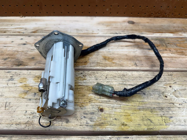2016-2020 OEM KAWASAKI NINJA ZX-10R ZX10 FUEL PUMP ASSEMBLY