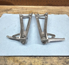 2008-2016 OEM YAMAHA YZF R6 - PASSENGER PEGS FOOT REST RIGHT AND LEFT
