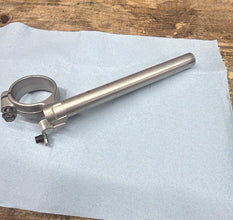 2006-2007 OEM SUZUKI GSXR 600/750 RIGHT CLIPON & RESERVOIR BRACKET / HARDWARE