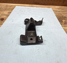 2006-2007 YAMAHA YZF R6 - FRAME SIDE BRACKET COWL