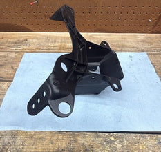 2008-2016 OEM YAMAHA YZF R6 - FAIRING STAY FRONT BRACKET