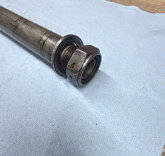 2006-2007 OEM YAMAHA YZF R6 - REAR AXLE / NUT / WASHER