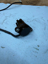 2009-2014 OEM YAMAHA YZF R1 OIL PRESSURE SENSOR