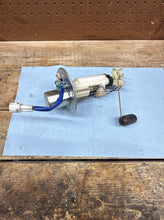 2006-2007 SUZUKI GSX-R600/750 - FUEL PUMP ASSEMBLY AND FLOAT LEVEL