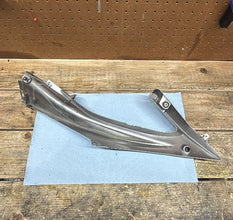 2008-2016 YAMAHA YZF R6 - LEFT FRONT UPPER MID SIDE FAIRING COWL