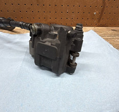 2006-2007 OEM YAMAHA YZF R6 - REAR CALIPER / PADS / BRAKE LINE