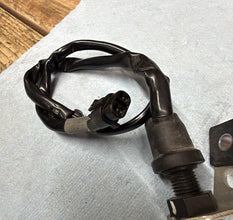 2008-2016 OEM YAMAHA YZF R6 - REAR BRAKE SENSOR & BRACKET