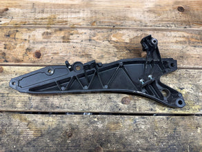 2006-2007 OEM SUZUKI GSXR 600 GSXR 750 LEFT SIDE SUBFRAME SUB FRAME SIDE