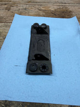 08-19 OEM SUZUKI HAYABUSA GAS TANK FUEL CELL PETROL RESERVOIR BRACKET MOUNT