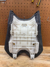 08-16 OEM YAMAHA YZF R6R R6 FRONT DRIVERS SEAT PAD SADDLE PILLION