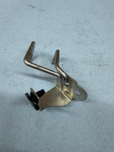 2006 2007 OEM SUZUKI GSXR 600 750 GSXR600 GSXR750 PAIR VALVE BRACKET