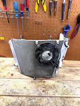 2006-2007 OEM SUZUKI GSX-R750 GSXR 600 750 RADIATOR RAD ENGINE COOLER FAN