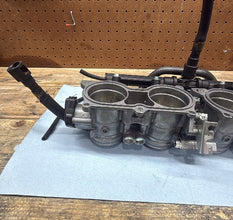 2008-2011 OEM HONDA CBR1000RR - THROTTLEBODIES THROTTLEBODY INJECTORS FUEL LINES
