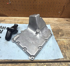 2006-2007 OEM SUZUKI GSX-R600/750 - OIL PAN / PICKUP / HARDWARE