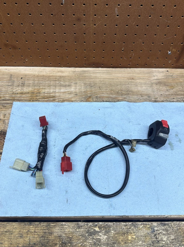 2008-2016 YAMAHA YZF R6 - KILL SWITCH RIGHT HAND CONTROLS