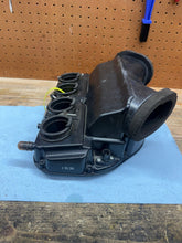 2008-2010 OEM SUZUKI GSXR 600 BOTTOM AIRBOX W/ SENSORS