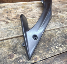 2008-2016 YAMAHA YZF R6 - LEFT FRONT UPPER MID SIDE FAIRING COWL