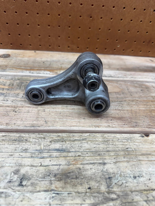 2006 - 2007 OEM SUZUKI GSXR 600 / 750 REAR SUSPENSION DOGBONE